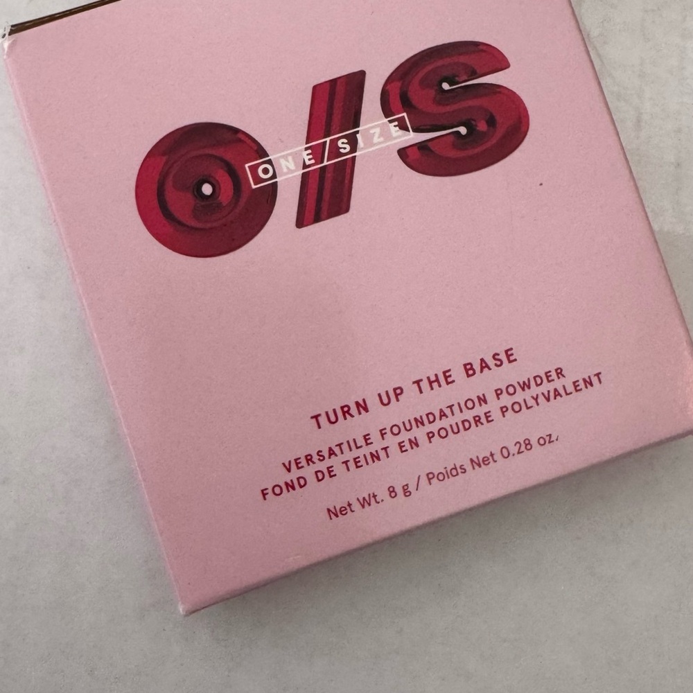 ONE/SIZE Turn Up The Base Foundation Powder - Pink